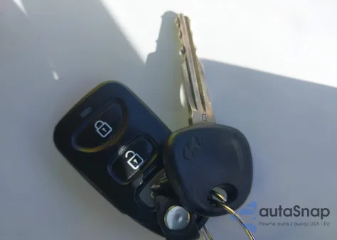 2008 Hyundai Elantra Gls/Se z USA, uszkodzony, nr VIN KMHDU46D68U432874